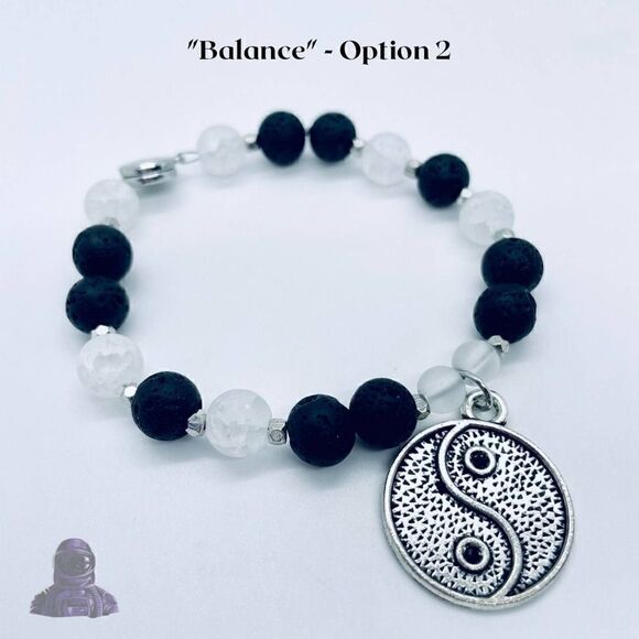 Yin Yang handmade beaded bracelet, black, white, festival, balance, glass beads - Picture 5 of 10